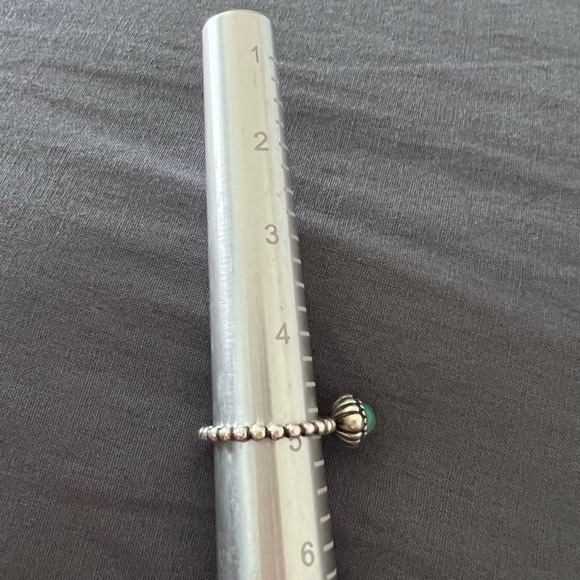 Pandora Green Round Ring - Picture 6 of 7